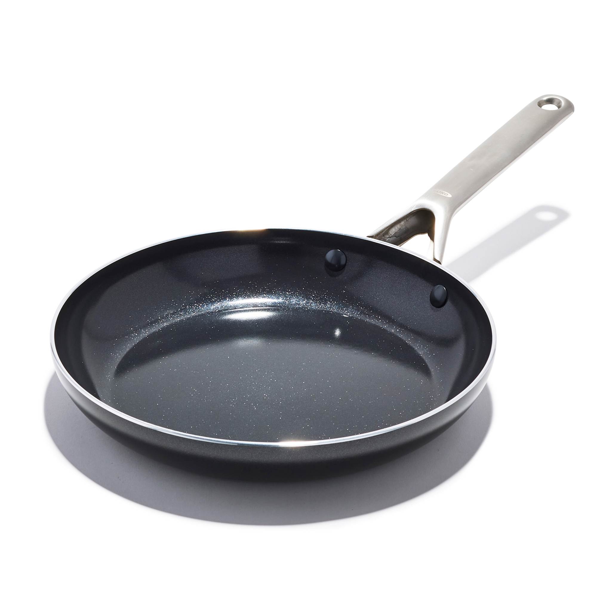 OXO Antihaft Agility 26 cm Bratpfanne OXO Antihaft Agility 26 cm Bratpfanne mit großer Bratfläche und Edelstahlgriff
