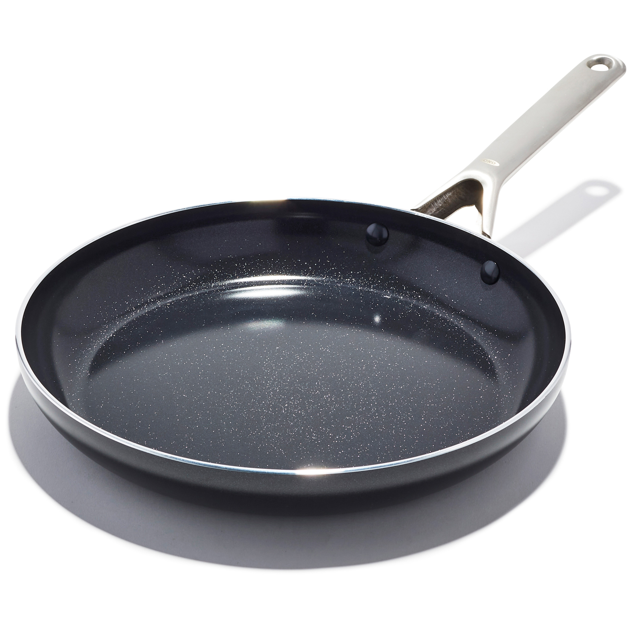 OXO Antihaft Agility 30 cm Bratpfanne OXO Antihaft Agility 30 cm Bratpfanne mit extra großer Bratfläche